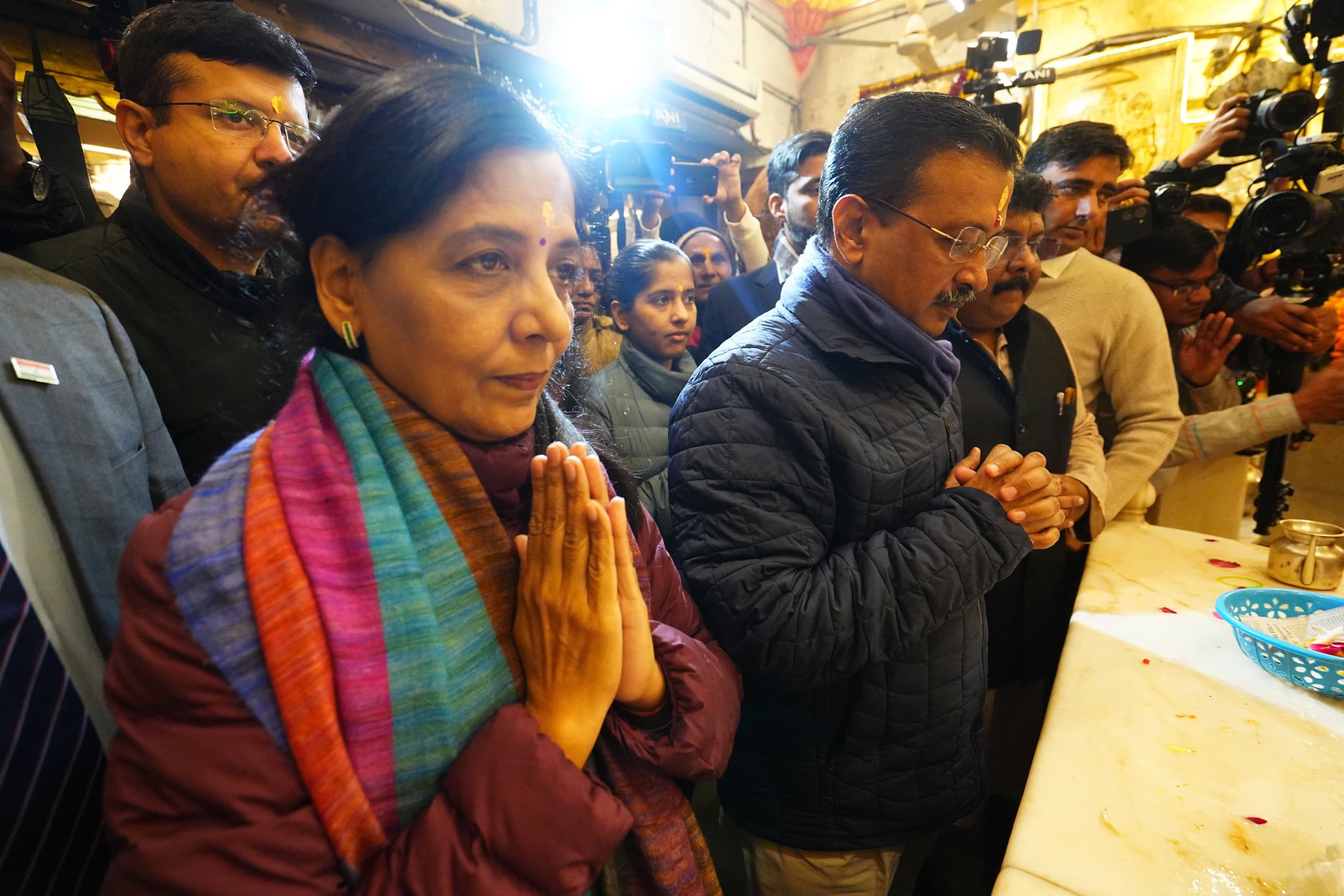 दिल्ली विस चुनावः केजरीवाल ने नामांकन दाखिल किया